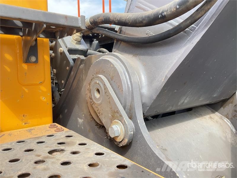 Volvo EC220EL 대형 굴삭기 29톤 이상