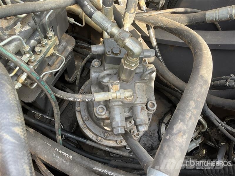 Volvo EC220EL 대형 굴삭기 29톤 이상