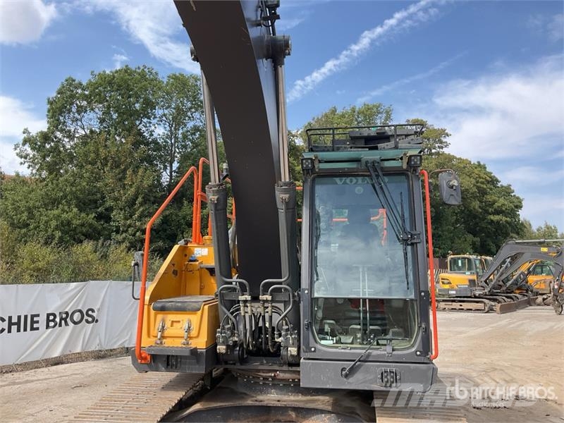 Volvo EC220EL Tracked Excavator Vikšriniai ekskavatoriai