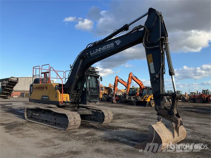 Volvo EC220EL Tracked Excavator Bageri gusjeničari