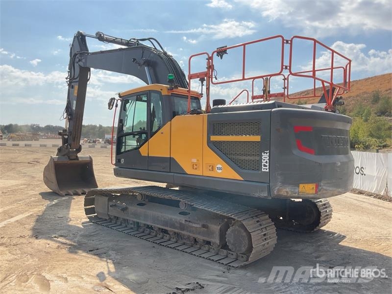 Volvo EC250EL 대형 굴삭기 29톤 이상