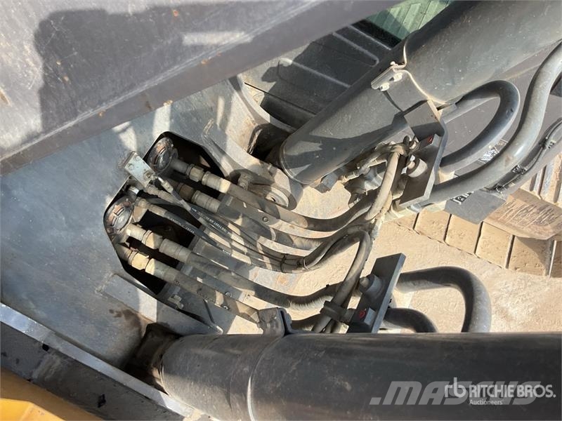 Volvo EC250EL 대형 굴삭기 29톤 이상