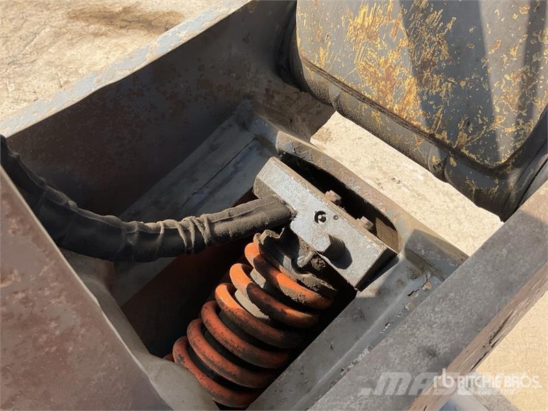 Volvo EC250EL 대형 굴삭기 29톤 이상