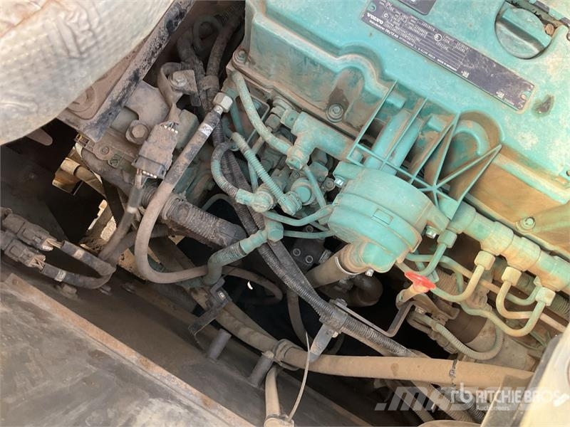 Volvo EC250EL 대형 굴삭기 29톤 이상