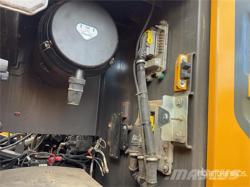 Volvo EC250EL Tracked Excavator Vikšriniai ekskavatoriai