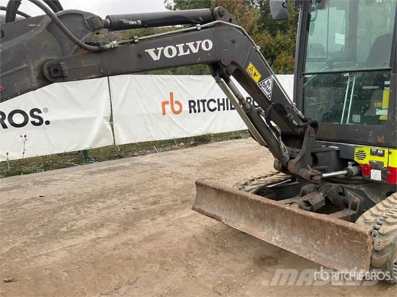 Volvo EC27D Mini Excavator Mini excavators < 7t (Mini diggers)