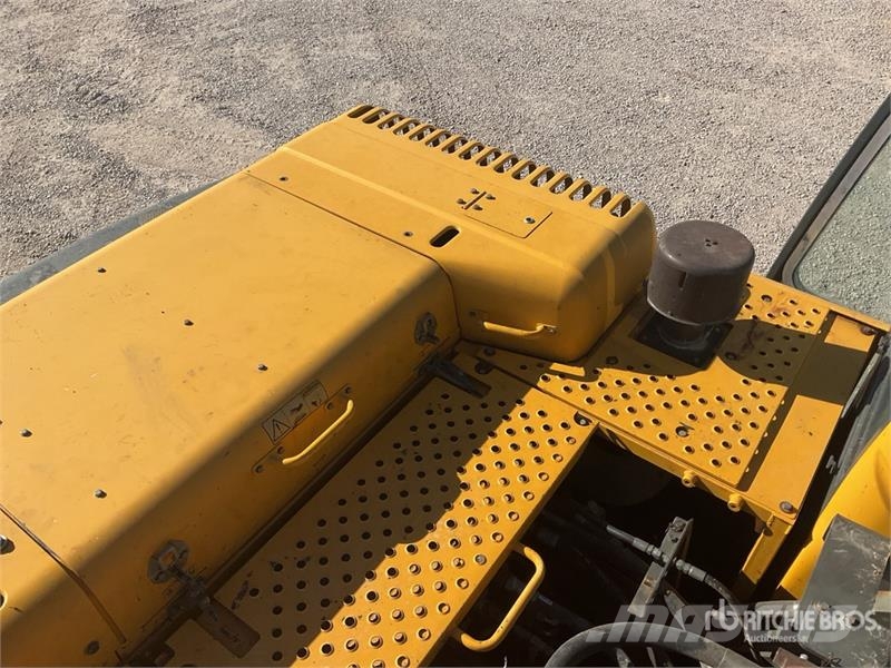 Volvo EC290B Bageri guseničari
