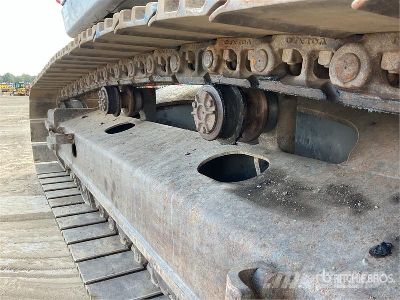 Volvo EC300EL Tracked Excavator 대형 굴삭기 29톤 이상