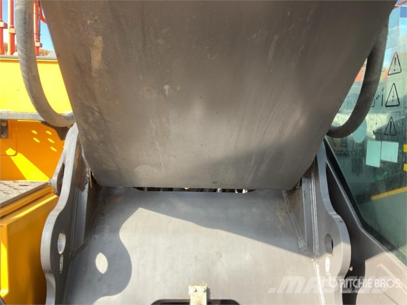 Volvo EC300EL Tracked Excavator 대형 굴삭기 29톤 이상