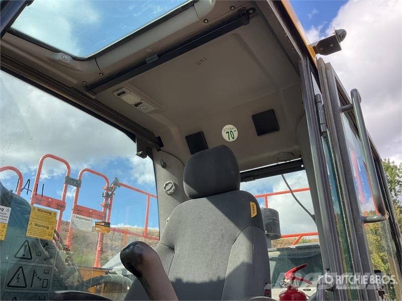 Volvo EC300EL Tracked Excavator 대형 굴삭기 29톤 이상