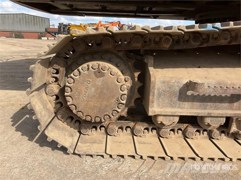 Volvo EC300EL Tracked Excavator 대형 굴삭기 29톤 이상