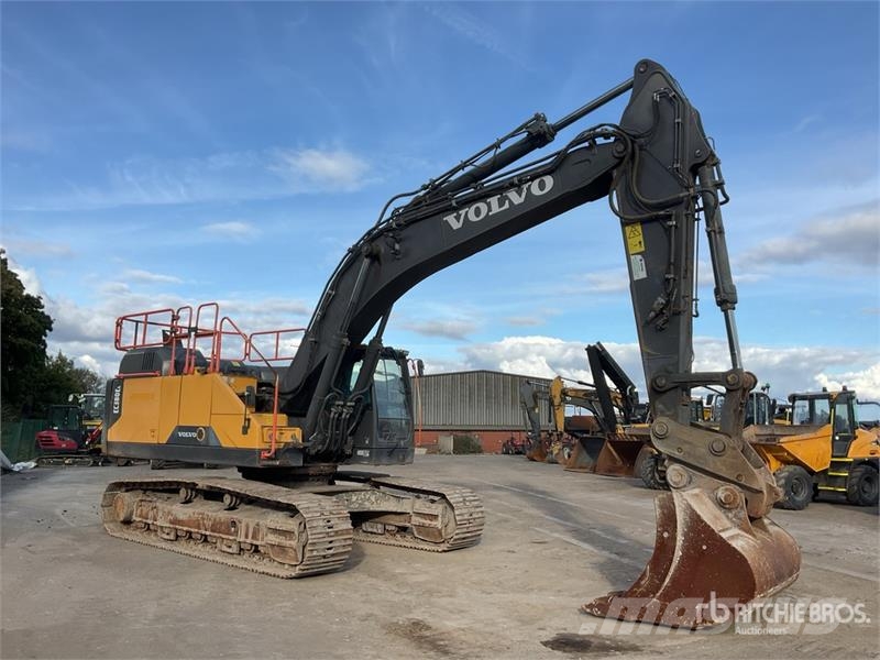 Volvo EC380EL Tracked Excavator Roomikekskavaatorid