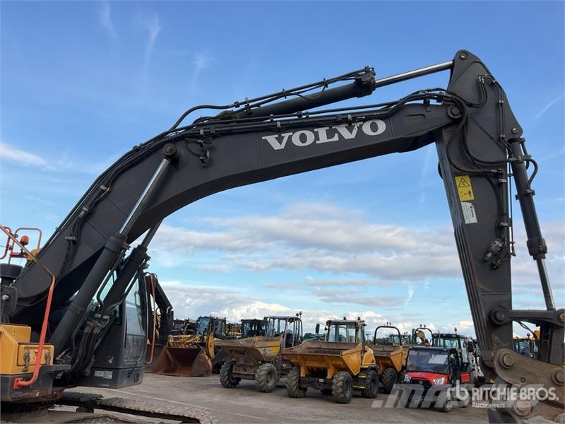 Volvo EC380EL Tracked Excavator Roomikekskavaatorid