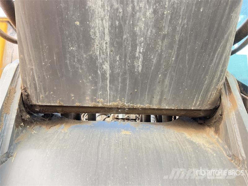 Volvo EC380EL Tracked Excavator Roomikekskavaatorid