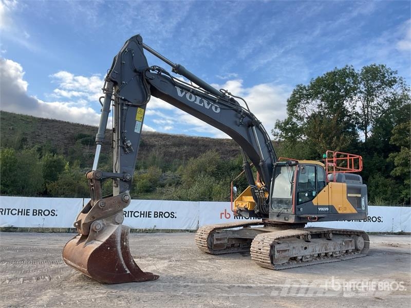 Volvo EC380EL Tracked Excavator Roomikekskavaatorid