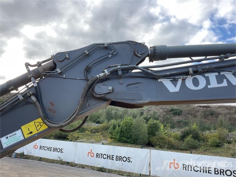 Volvo EC380EL Tracked Excavator Roomikekskavaatorid