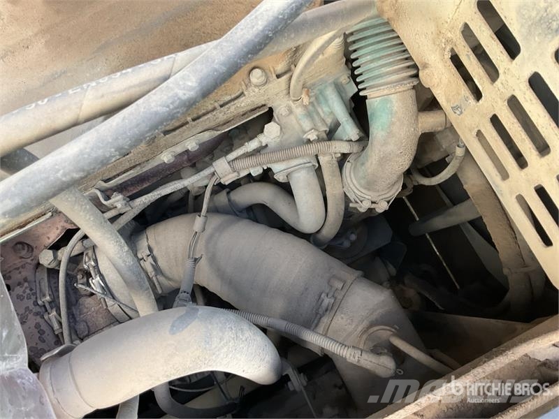 Volvo EC380EL Tracked Excavator Roomikekskavaatorid