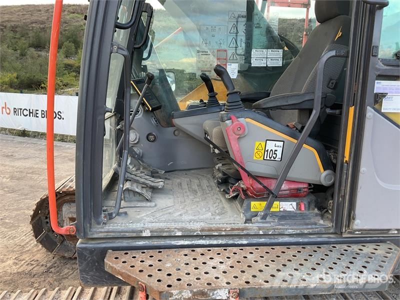 Volvo EC380EL Tracked Excavator Roomikekskavaatorid