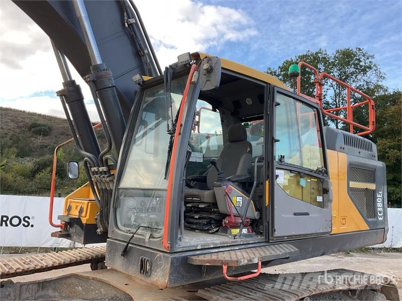 Volvo EC380EL Tracked Excavator Roomikekskavaatorid