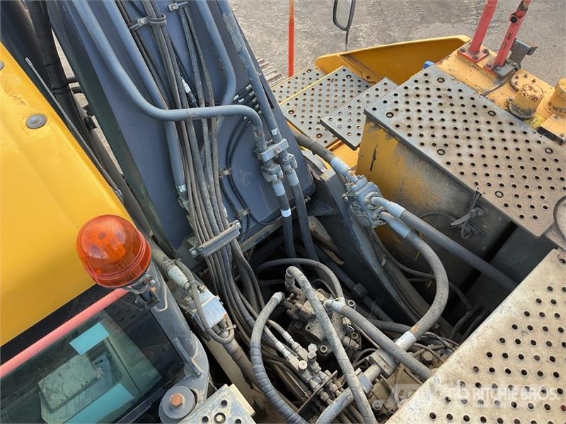Volvo EC380EL Tracked Excavator Roomikekskavaatorid