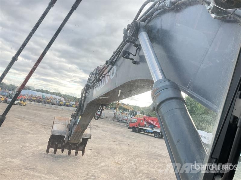 Volvo EC380EL Tracked Excavator Roomikekskavaatorid