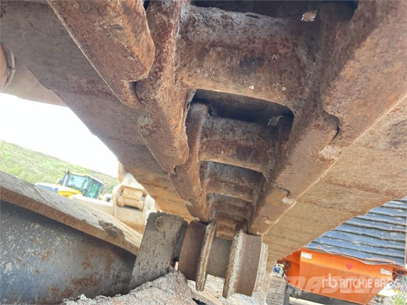 Volvo EC380EL Tracked Excavator Roomikekskavaatorid