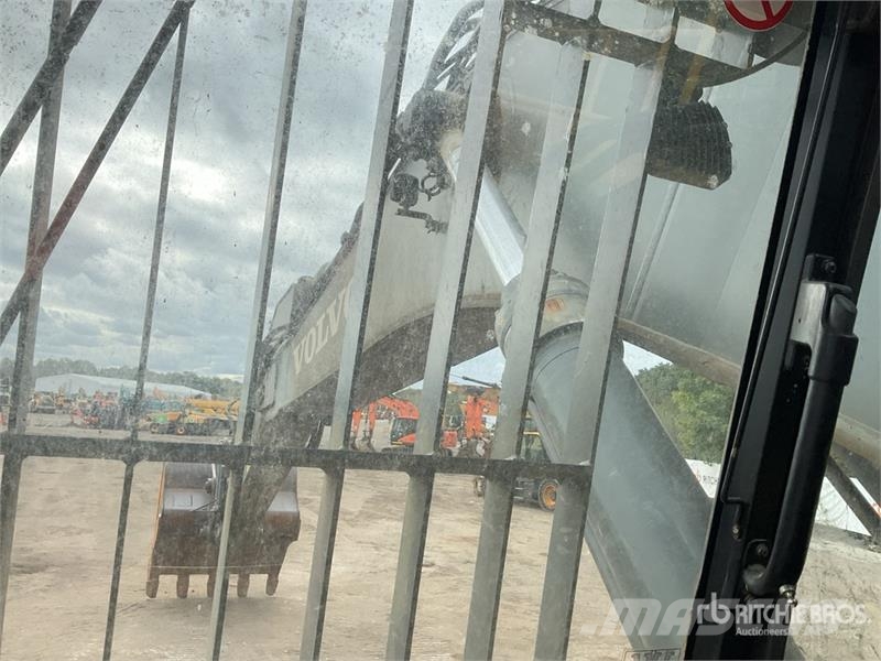 Volvo EC480DL Tracked Excavator Kāpurķēžu ekskavatori