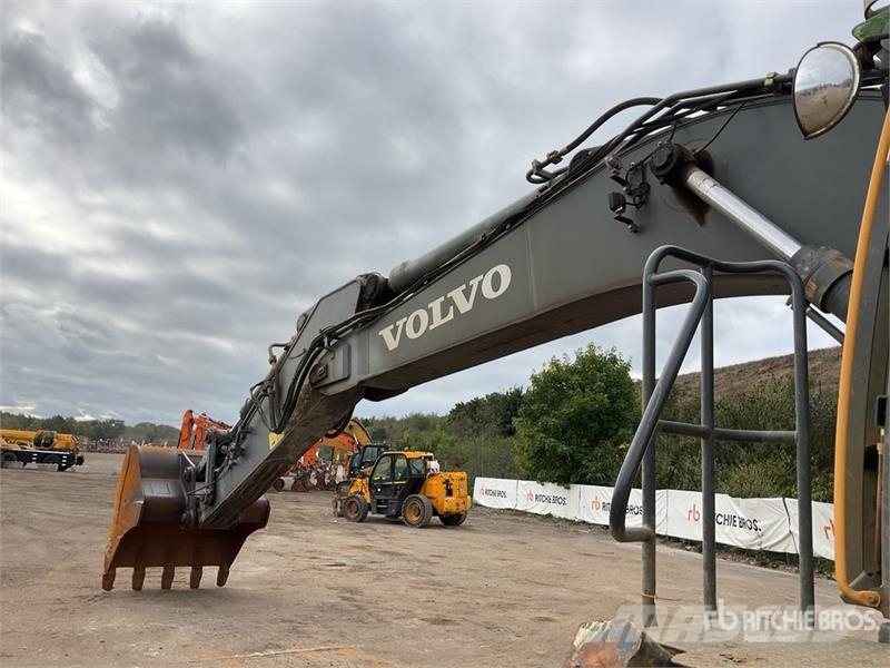 Volvo EC480DL Tracked Excavator Kāpurķēžu ekskavatori