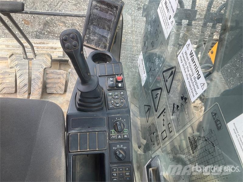 Volvo ECR235EL Tracked Excavator Lánctalpas kotrók