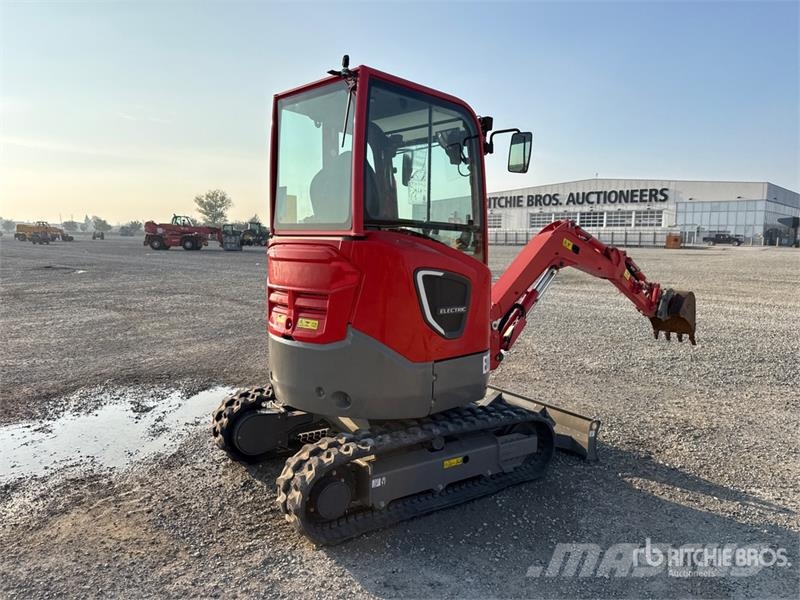 Volvo ECR25 Electric Electric Mini Excavator (Inoperable Miniescavatori