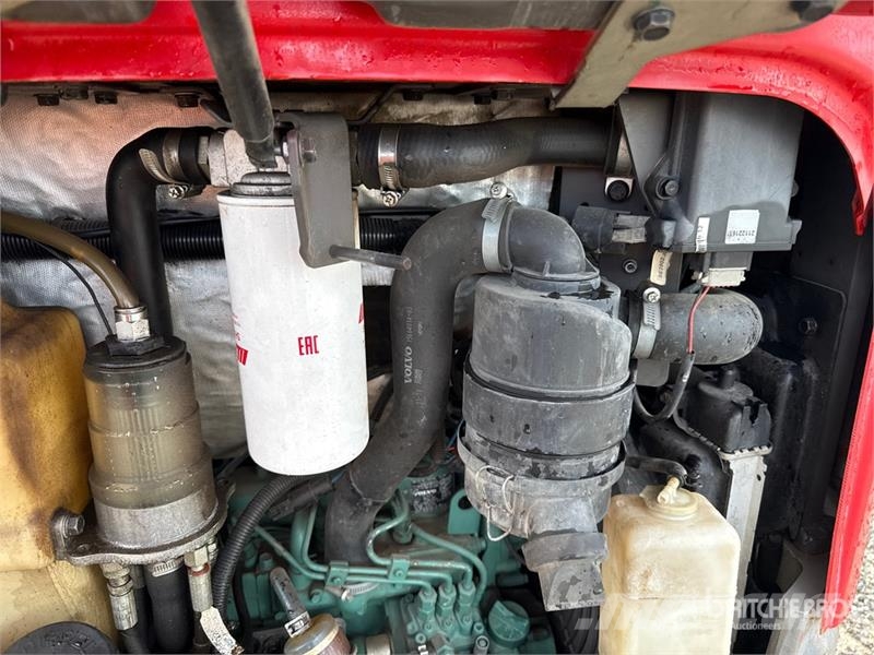 Volvo ECR25D Mini Excavator ミニ油圧ショベル 7t以下（ミニユンボ・ミニディガー）