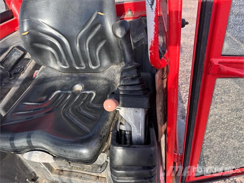 Volvo ECR25D Mini Excavator ミニ油圧ショベル 7t以下（ミニユンボ・ミニディガー）