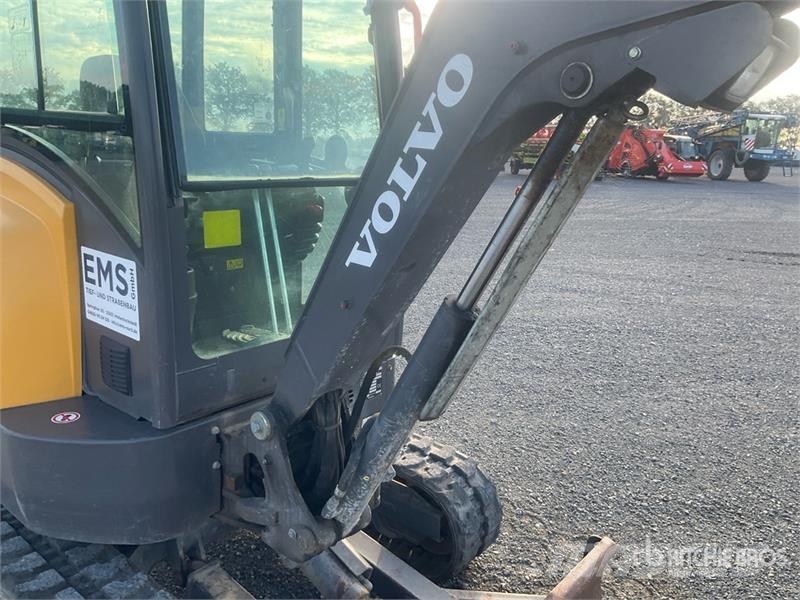 Volvo ECR25D Mini Excavator Minibagger < 7t