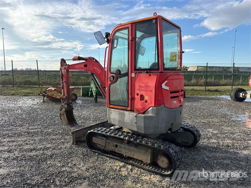 Volvo ECR25D Mini Excavator ミニ油圧ショベル 7t以下（ミニユンボ・ミニディガー）