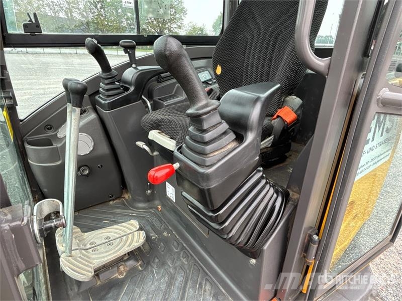 Volvo ECR25D Mini Excavator حفارات صغيرة أقل من 7 طن (حفارات صغيرة)