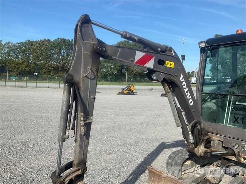 Volvo ECR25D Mini Excavator Minikaivukoneet < 7t