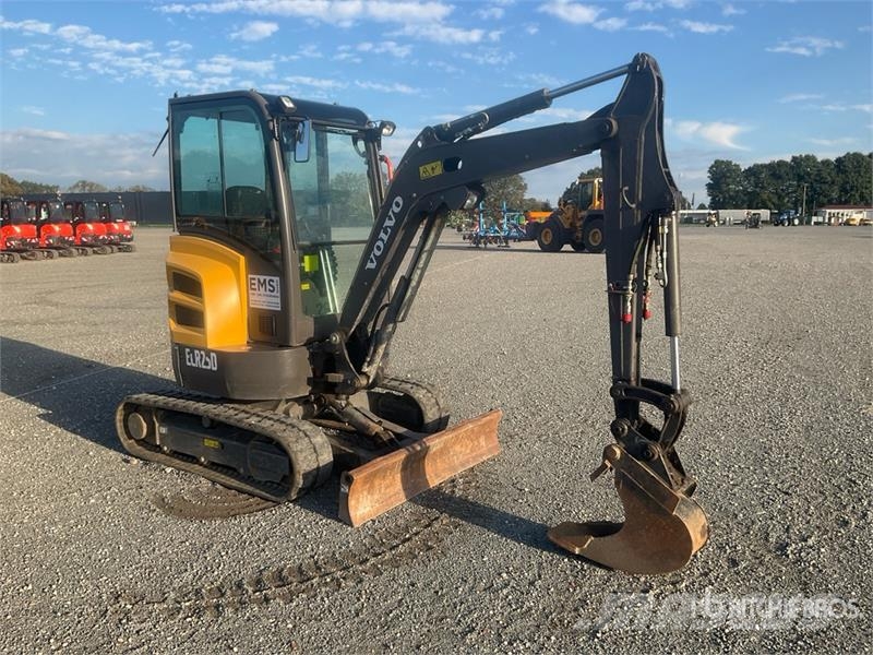 Volvo ECR25D Mini Excavator Minibagger < 7t