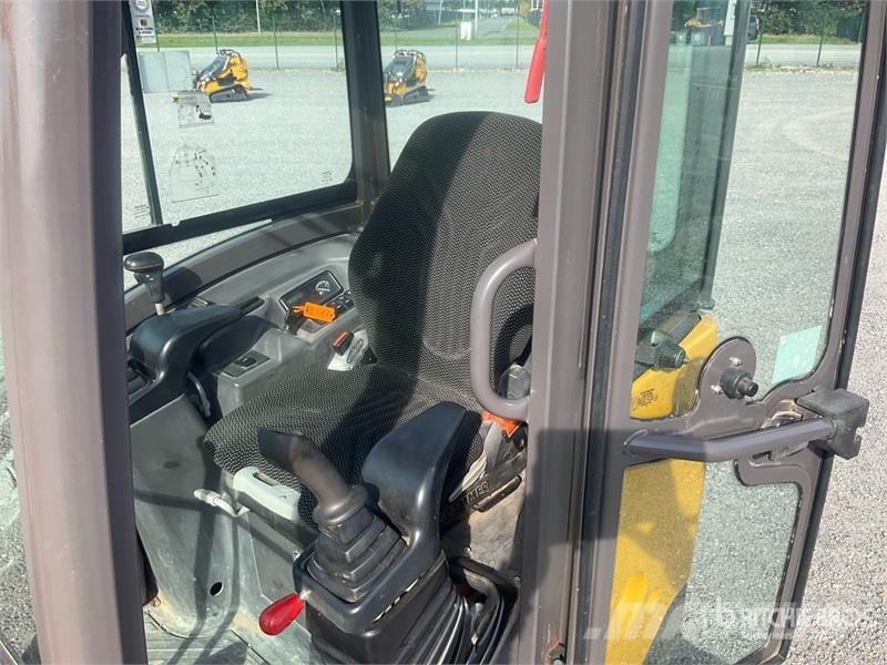 Volvo ECR25D Mini Excavator Minikaivukoneet < 7t