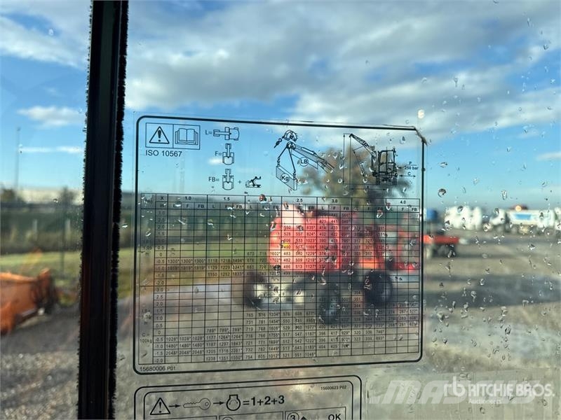 Volvo ECR25D Mini Excavator ミニ油圧ショベル 7t以下（ミニユンボ・ミニディガー）
