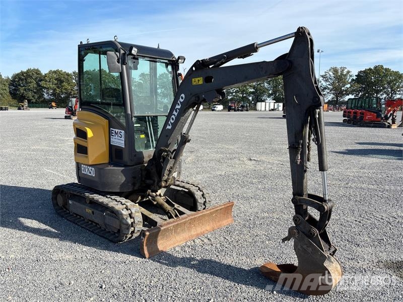Volvo ECR25D Mini Excavator Minibagger < 7t