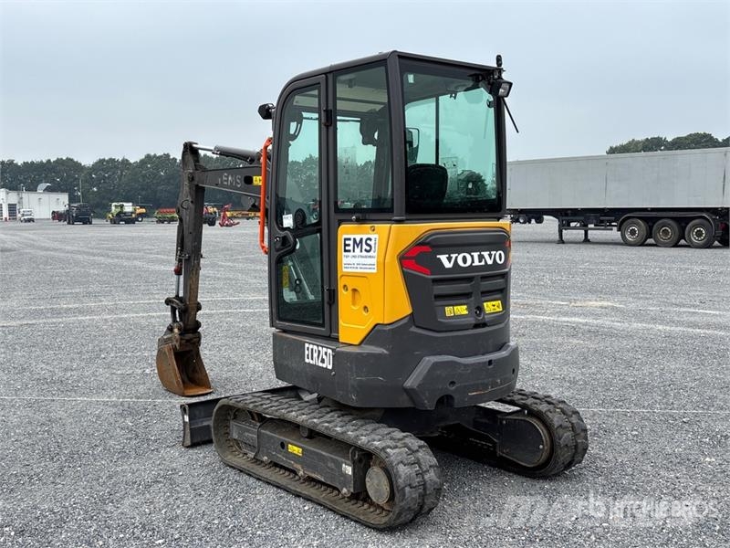 Volvo ECR25D Mini Excavator حفارات صغيرة أقل من 7 طن (حفارات صغيرة)