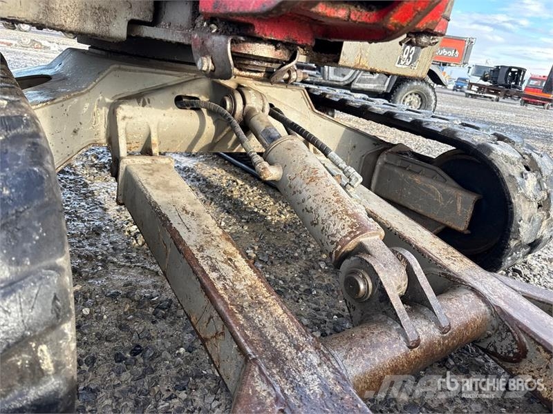 Volvo ECR25D Mini Excavator ミニ油圧ショベル 7t以下（ミニユンボ・ミニディガー）