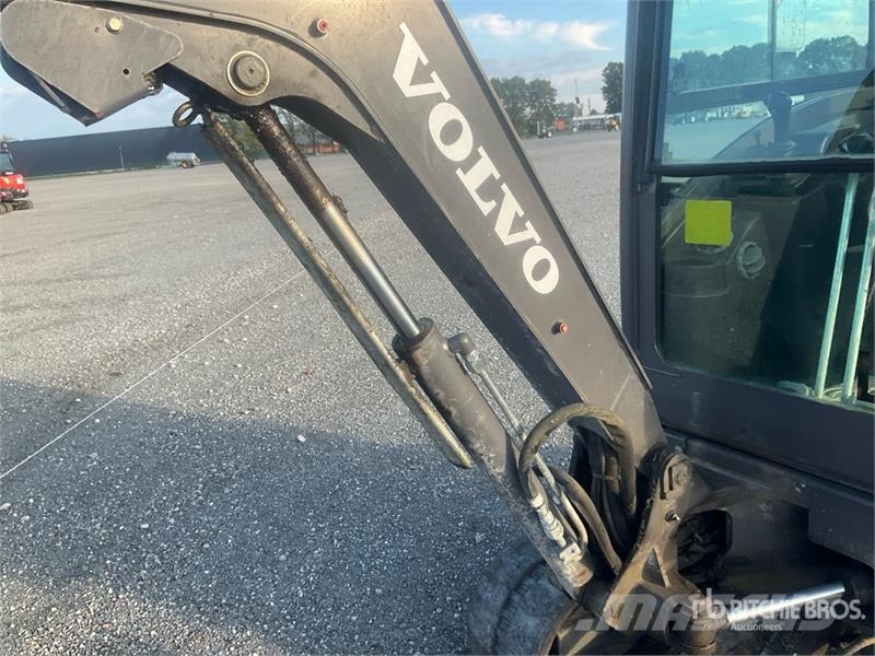 Volvo ECR25D Mini Excavator Minibagger < 7t