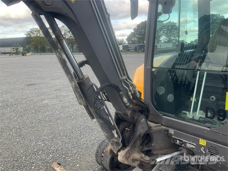 Volvo ECR40D Minikaivukoneet < 7t