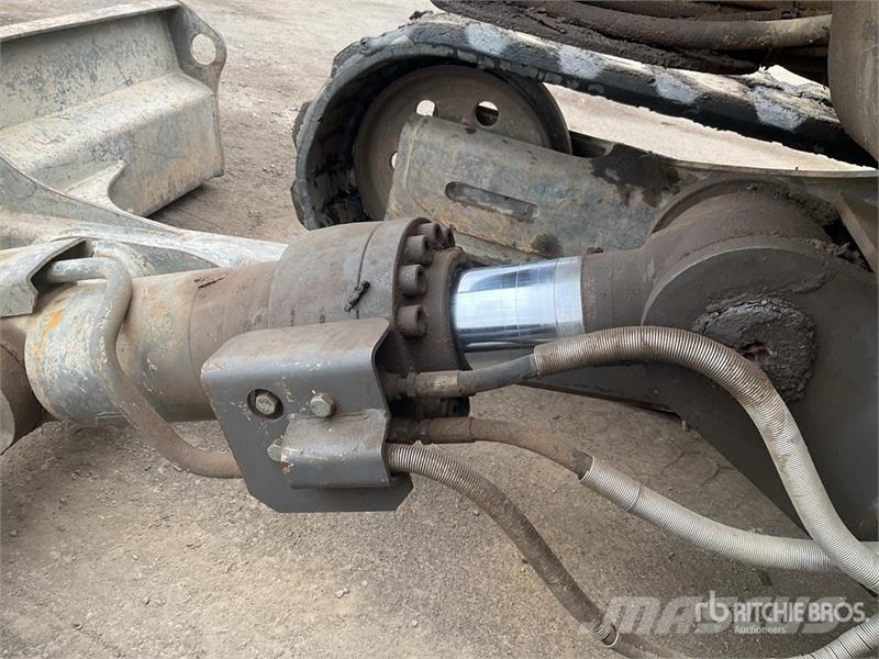 Volvo ECR88D 대형 굴삭기 29톤 이상