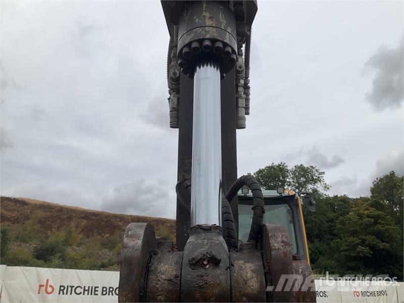 Volvo ECR88D 대형 굴삭기 29톤 이상