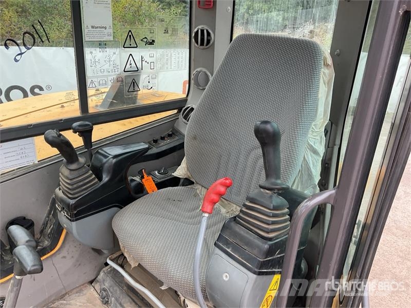 Volvo ECR88D 대형 굴삭기 29톤 이상