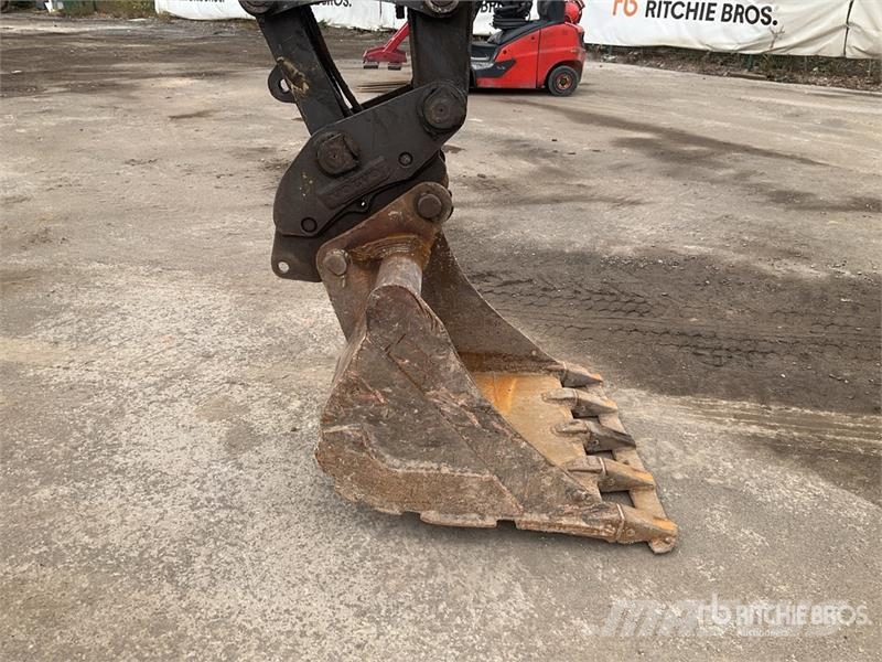 Volvo ECR88D 대형 굴삭기 29톤 이상