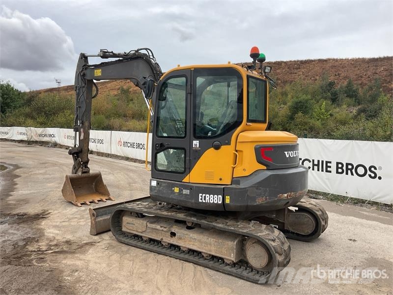 Volvo ECR88D 대형 굴삭기 29톤 이상