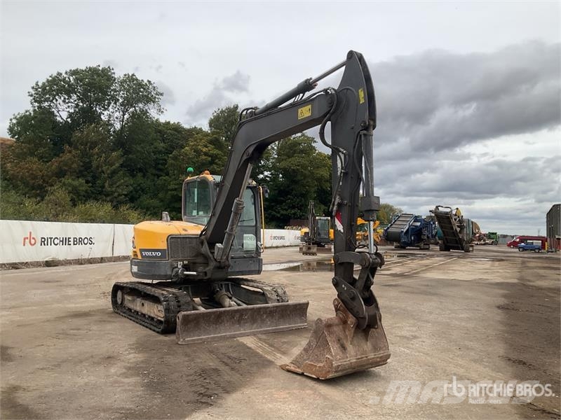 Volvo ECR88D 대형 굴삭기 29톤 이상